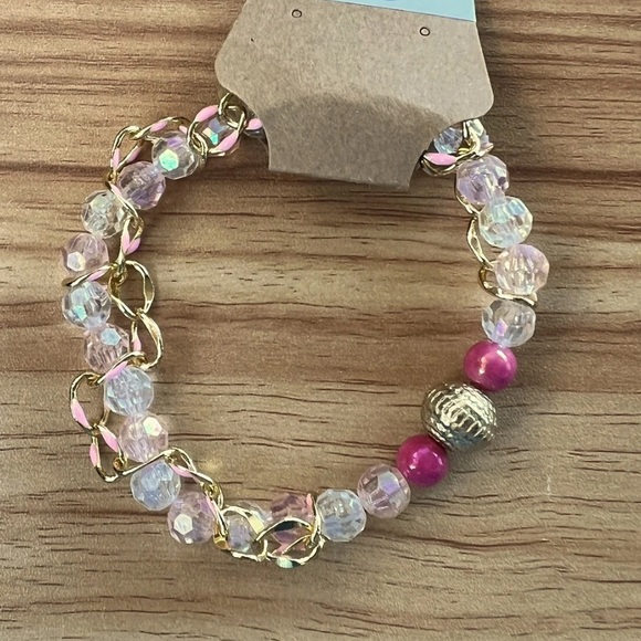 Beaded stretchy bracelet with acrylic, crystal beads, and gold chain - Picture 2 of 2